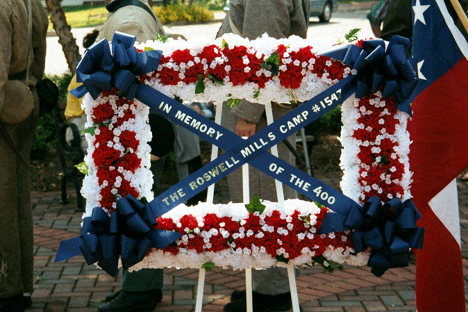 Mill Worker Memorial Service Wreath, "For the 400", Roswell, Georgia July 2001